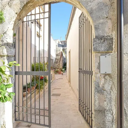 La Casa Dei Giarrentini Holiday home Modica