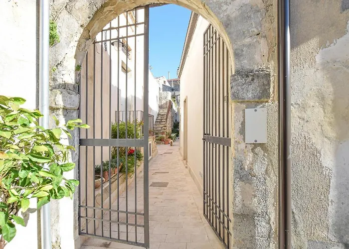 La Casa Dei Giarrentini Дом отдыха Модика